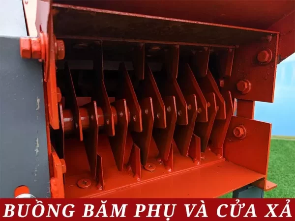 Buồng băm phụ và cửa xả